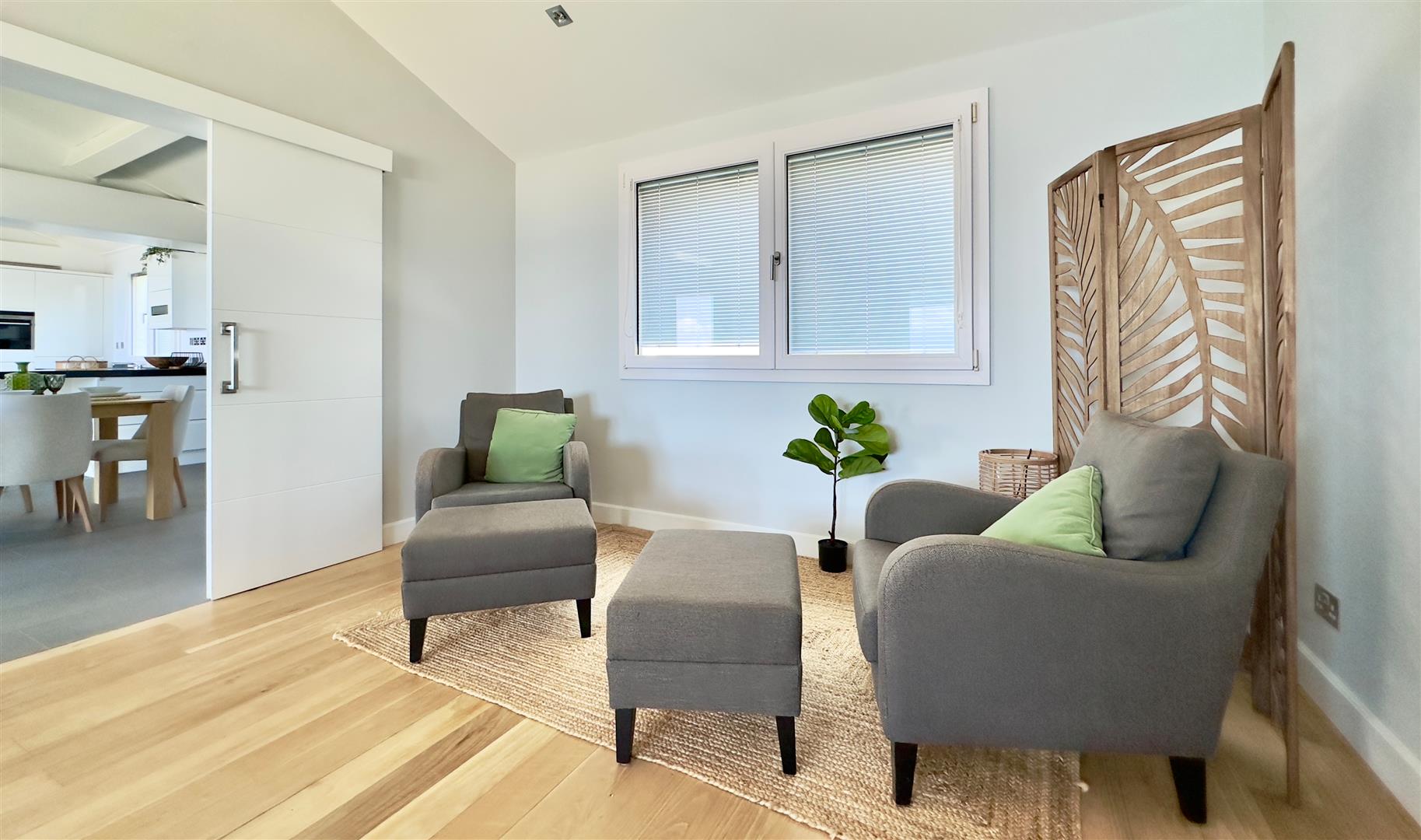 Image of Apartment - 3 Bedrooms - 2 Bathrooms for Rental in South District-Gibraltar, Image 9